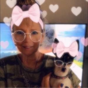 Meet your Posher, Sherry